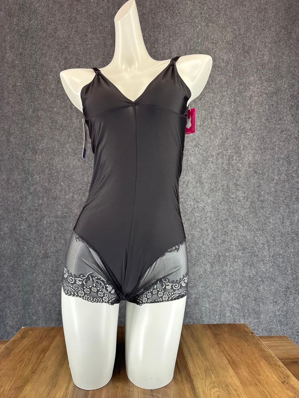 NWT DKNY Seductive Control Body Shaper XL Black Lace Bodysuit 666112